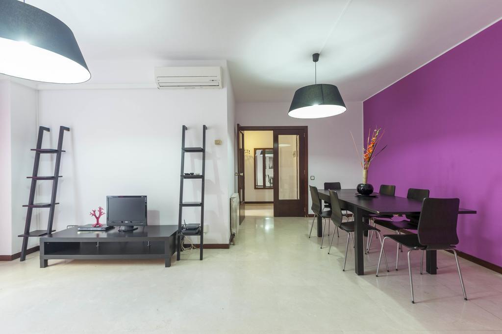 Apartment Sagrada Familia Barcelona Rom bilde